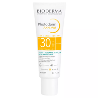 Солнцезащитная матирующая эмульсия AKN SPF 30, 40 мл Солнцезащитная матирующая эмульсия AKN SPF 30, 40 мл